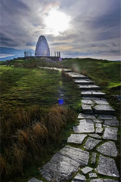 Pathway leading to the beacon